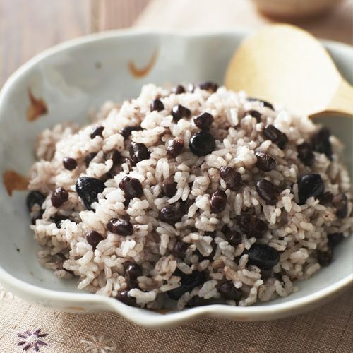 あずきと黒豆炊きこみごはんの素　お皿