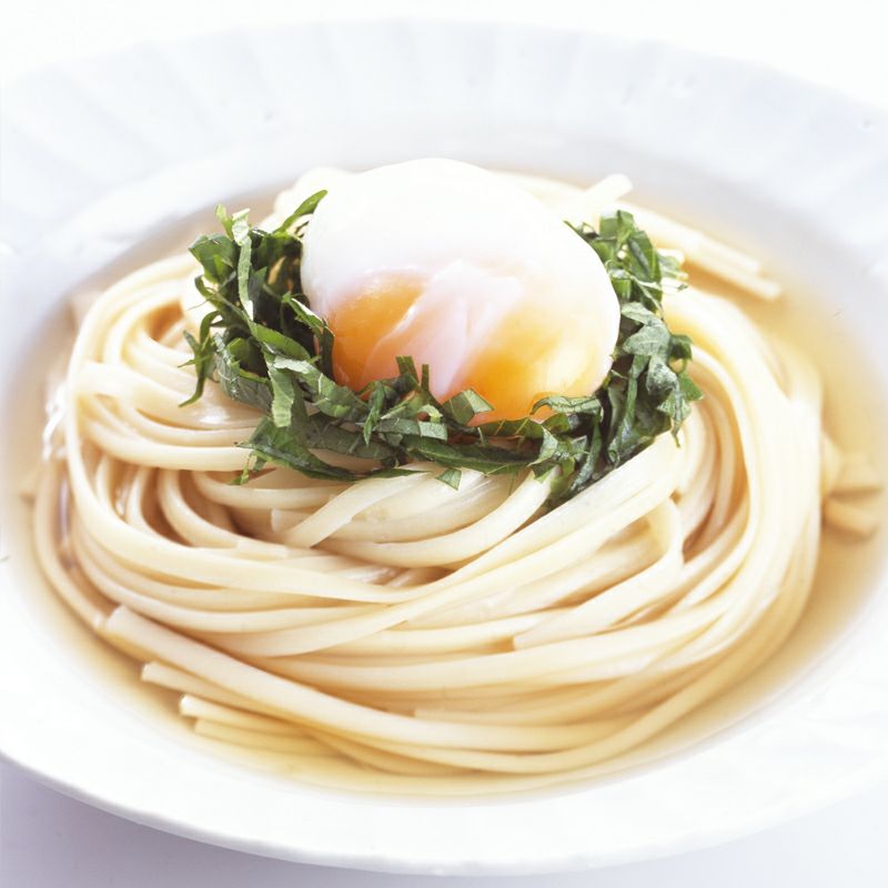手延べうどん　変わり月見うどん
